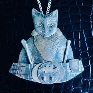 Courtney Peterson Large Sterling Copper Cat Eating Brooch Pin Pendant Ne…